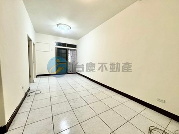 中壢體育園區龍岡近學區家樂福大二房華廈｜桃園市中壢區仁美二街