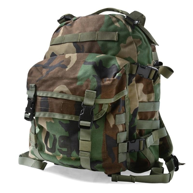 実物 新品 米軍 MOLLE II 3DAY アサルトパック WOODLAND デッド 