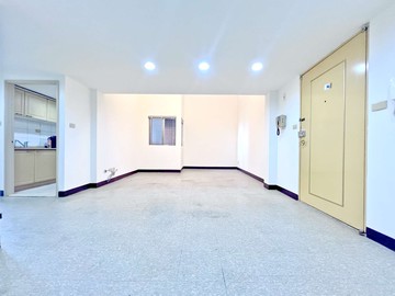 城市桂冠挑高視野戶車位｜台中市北區文心路四段