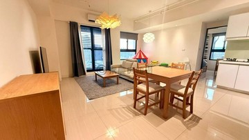 鼎中核心商圈面公園景觀大兩房平車本店委託｜高雄市三民區鼎中路