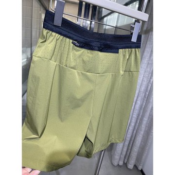 迪家同款！戶外7英寸激光打孔男女通用輕薄透氣彈力運動速干短褲