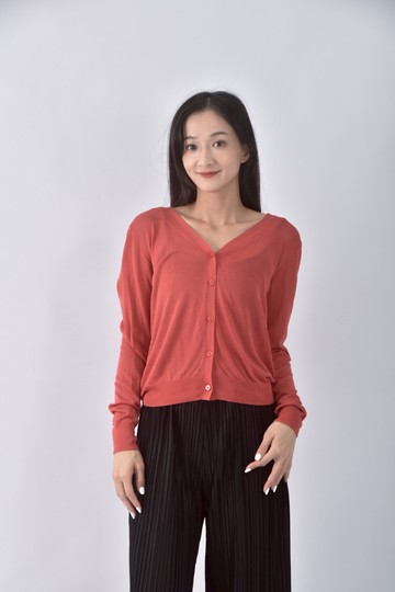 (S) uniqloＶ領紅色罩衫