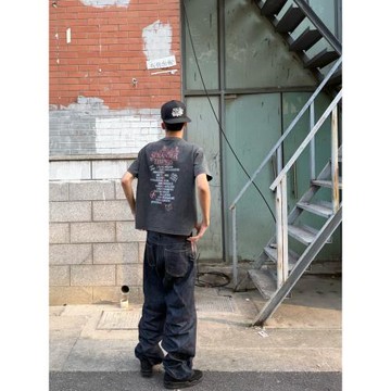 DERT 「怪奇物語」小領口vintage水洗做舊短袖T恤 Boxy短寬不變形