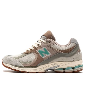 New Balance atmos x 2002R 'Oasis'