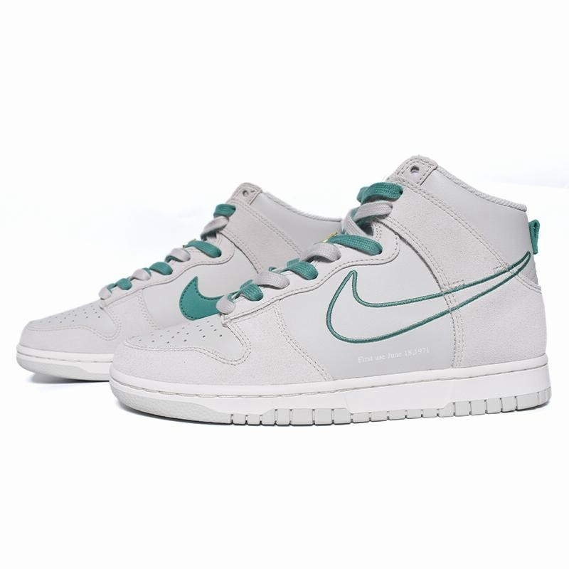 NIKE DUNK HI SE 