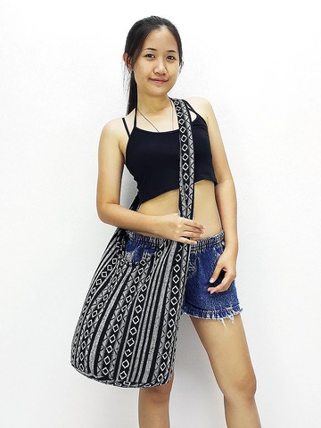 Tonaga 棉包，白挎包，單肩包斜挎包