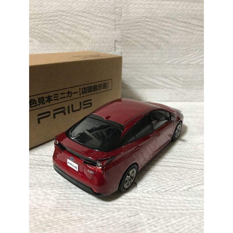 トヨタ 新型プリウス 1/30 ミニカー エモーショナルレッドⅡ