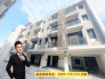 仁武霞海富域近榮總特區四套房車墅｜高雄市仁武區高楠一街