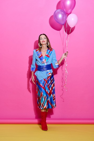 【香港精神】經典紅白藍真絲緞面環保牛仔西服 | 國潮港風新中式