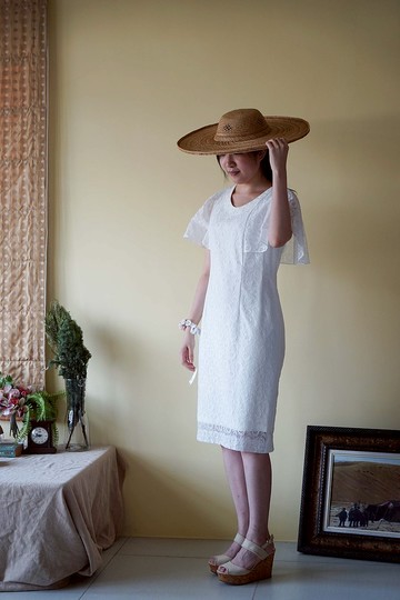 喜溢華堂之輕婚紗__ 蕾絲披風連身窄裙