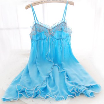 熱賣尾單雪紡刺繡花家居服睡衣女 日系甜美薄款低領性感吊帶睡裙