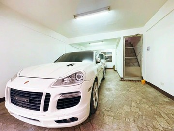 曉玫呂‍♀️Y7黃線捷運稀有漂亮雙車墅｜高雄市鳥松區本館路