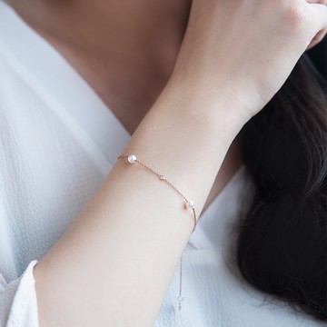 經典款珍珠包鑲手鍊