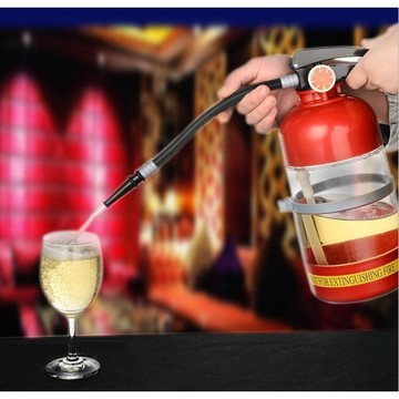 肥婆奶奶 滅火器水壺 滅火器水杯 小紅書同款 飲料桶 奶茶杯 酒壺 酒杯 酒桶 分酒瓶 喝酒玩具 喝酒遊戲 派對小物