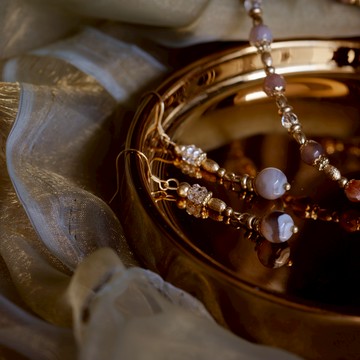 沙漠玫瑰佩特拉｜波斯瑪瑙合成白水晶耳勾式耳環 E0031