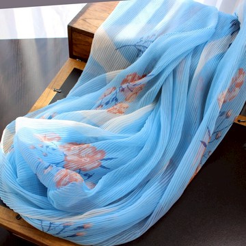 淡雅印花褶皺圍巾女春秋冬季薄款淺藍色絲巾三角巾蓬松紗巾1入