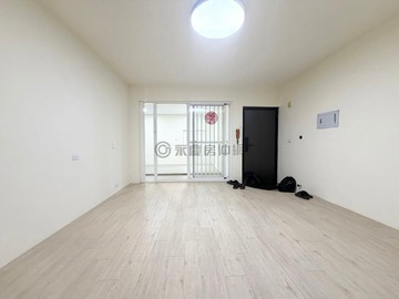 近二聖輕軌｜衛武營｜翻新4房公寓二樓｜高雄市鳳山區武慶二路