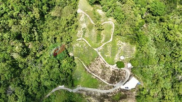 新社近谷關海拔一千農牧用地露營區｜台中市新社區二櫃段