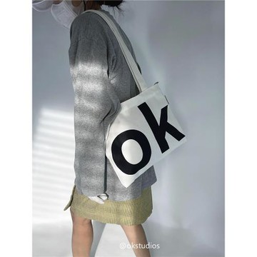 OK原創小眾設計2025新款極簡慵懶風單肩帆布包潮男四季手提布袋女