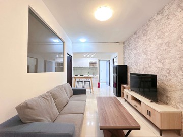 鼎山家樂福旁輕軌宅3房+車位｜高雄市三民區愛國路