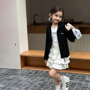 女童外套 秋冬外套女童短款衛衣外套2026新款春秋裝女孩立領開衫長袖中大童百搭上衣童裝