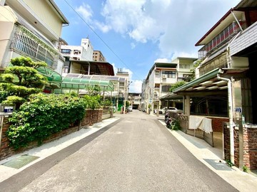 崇德商圈/松竹國小/臨11期車庫別墅｜台中市北屯區熱河路三段