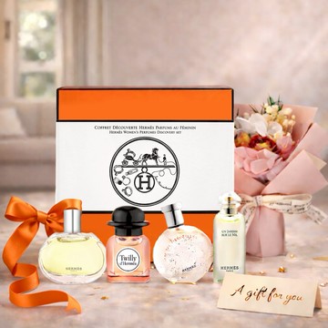 我愛你❤️快速出貨｜代印卡片【HERMES 愛馬仕】 四入小香禮盒花束祝福組/四入花園香水永恆玫瑰禮盒組-多款可選