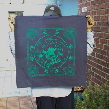 (JayeonStore 絹印企劃) 擁有美好花園的貓咪 方巾