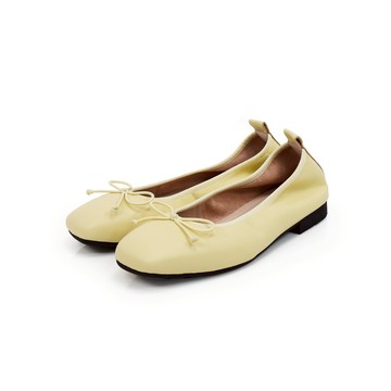 viina 全真皮素面蝴蝶結平底娃娃鞋-黃
