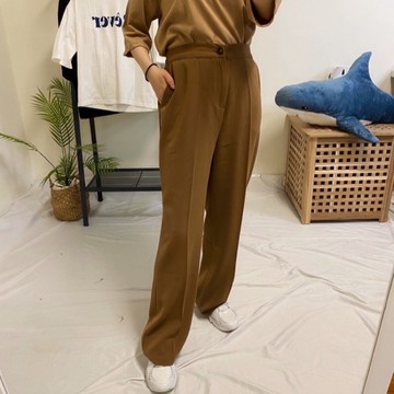 【太妮絲co1】現貨 新品 無敵顯瘦西裝褲 好穿 哈倫褲 韓妞 寬褲 卡其色 垂墜感 直筒