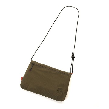 CHUMS Seerchucker Stretch Shoulder Bag肩背包 卡其綠 CH604147M022