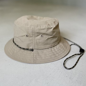 【男女皆宜】附防潑水尼龍束繩的漁夫帽【米色】
