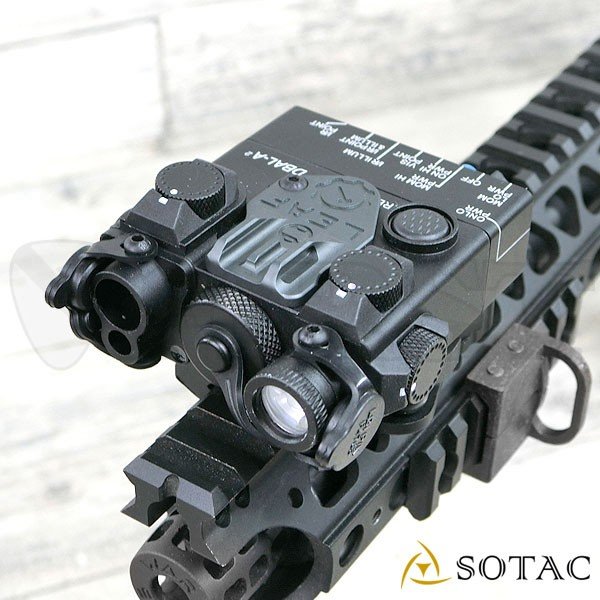 SOTAC GEAR製 DBAL-A2 (AN/PEQ-15Aタイプ) LEDライト BK ブラック 高輝度 小型 コンパクト 20mmレイル 通販  LINEポイント最大0.5%GET | LINEショッピング