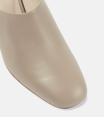 Tod's Leather mules