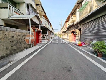 彰化近國道東芳國小旁透天｜彰化縣彰化市彰馬路