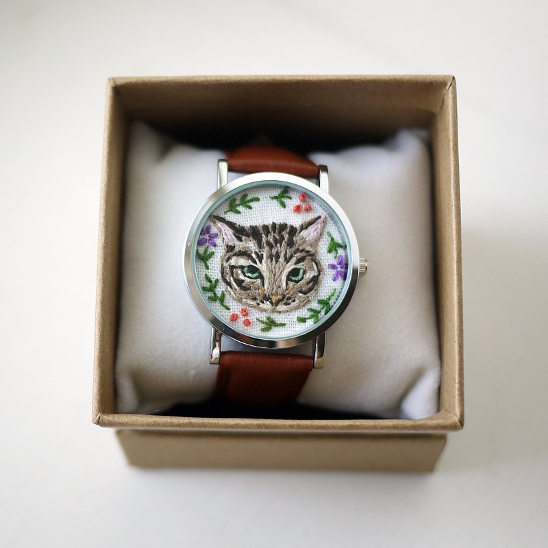 專屬訂單 - 貓咪刺繡錶/飾物 (請跟設計師先確認再下單)