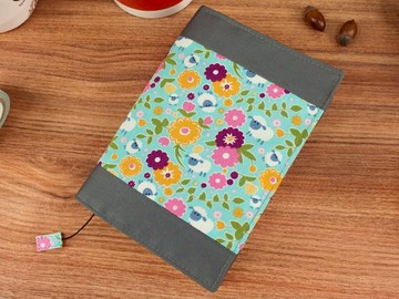 Chuyu 【書の衣】限量 A6/50K可調式多功能棉布書衣-D小羊與小花/藍