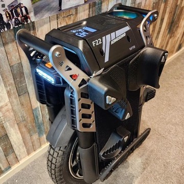 （爆款熱賣）（國際精品）【免運】智能平衡車 電動感應平行車 代步車 平衡車 電動平衡車Kingsong金叢F22pro成人代步電動獨輪平衡車20