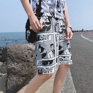 韓系滿版卡通薄款休閒短褲