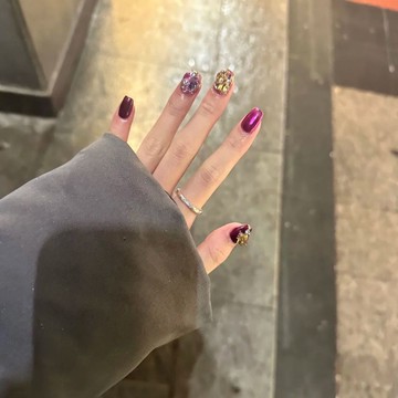 💕加一新創作😍紫色系少女感 純手工美甲 穿戴甲跳色紫金鑽爆閃純欲風顯貴美甲可卸穿戴甲