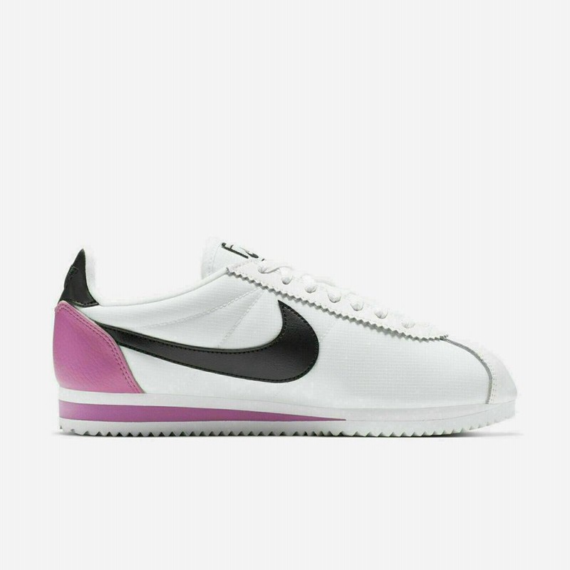 ナイキ Nike コルテッツ Classic Cortez Premium Low Running Shoes レディース 106 クラシック プレミアム ランニング スニーカー White Black Pink 通販 Lineポイント最大0 5 Get Lineショッピング