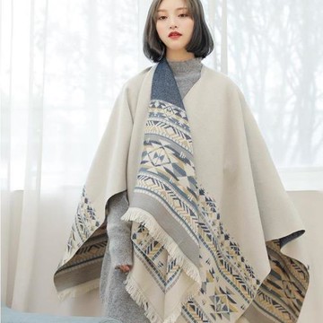 【Emi艾迷】民族風披風斗篷流蘇圍巾 雙面仿羊絨保暖大斗篷