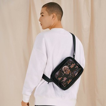 日本西陣織 斜背包 胸口包 機車包 風神雷神 限量版