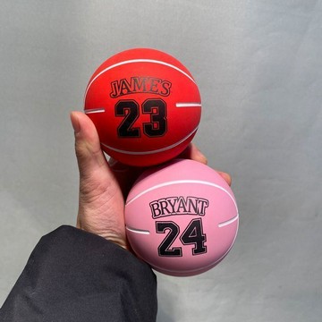 🏀【9cm免充氣高彈橡膠迷你籃球】兒童戶外訓練彈彈球｜加厚材質｜仿籃球紋理防滑設計 拍打回彈穩定性高輕量便攜隨時開練