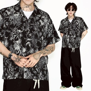 淡顏黑清冷碎花短襯衫