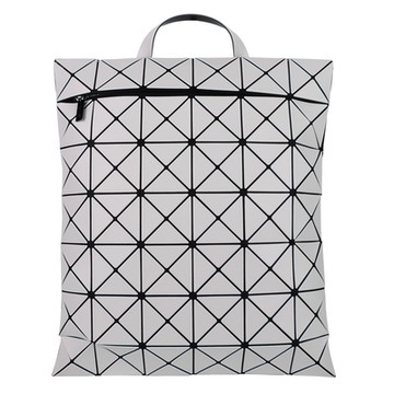 ISSEY MIYAKE  BAOBAO 幾何方格6x7後背包(亮灰白)大款