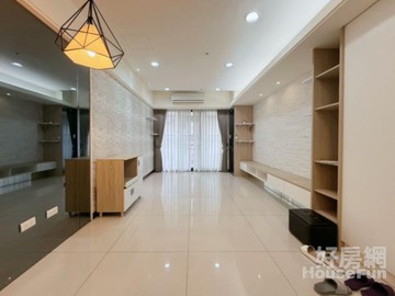 北屯十期東山商圈富宇晴綻花園3房休旅車位｜台中市北屯區軍福十六路