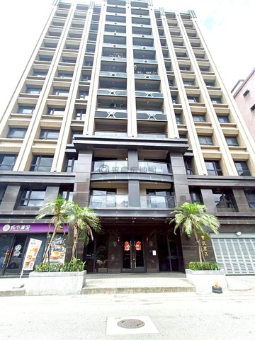 寶筑君品雙校園現代簡約3房+平車｜新北市鶯歌區高職西街