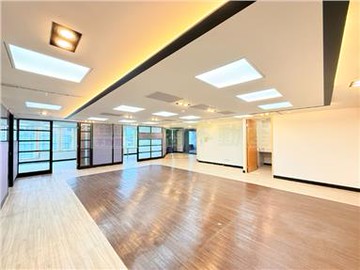 財經世紀採光美辦--住商楊東海｜台北市信義區基隆路二段