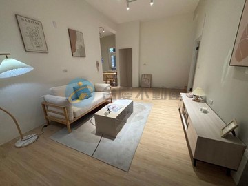 近後驛捷運｜邊間一樓車庫三房美寓｜高雄市三民區察哈爾二街